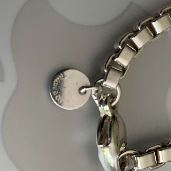 ‼️SOLD🌈☂️‼️SALE💯Auth Tiffany & Co. Chain - Picture 2 of 7